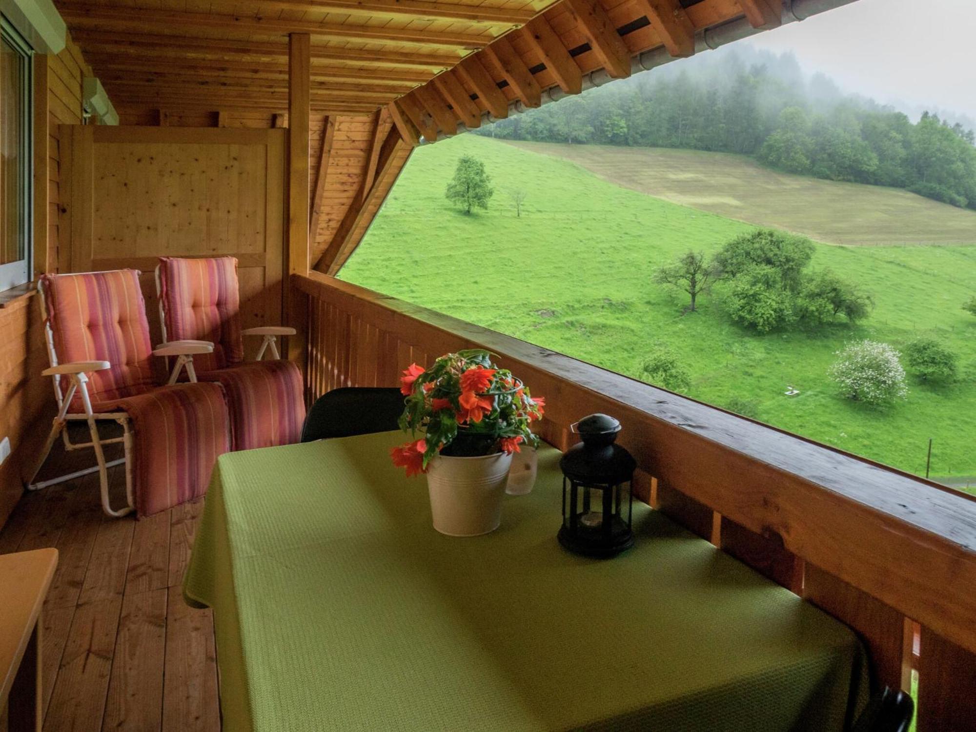 Cosy Farmhouse Apartment At The Edge Of The Forest 뮬렌바하 외부 사진